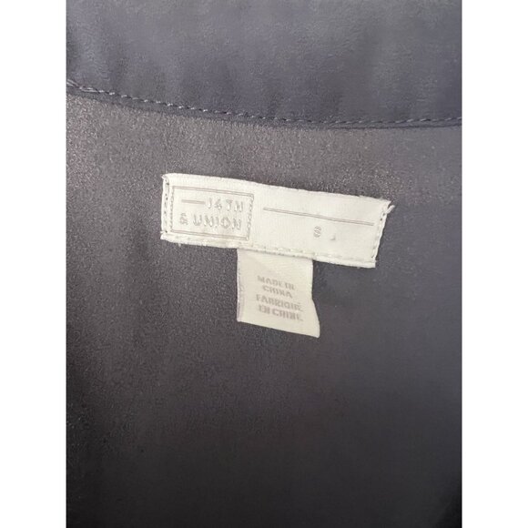 14th & Union Navy Sleeveless Blouse V Neck Pleated Front Work Top Women’s Size S - Picture 2 of 4